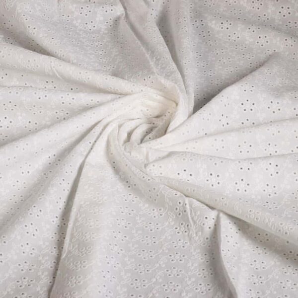 Swiss Broderie Stoff off white ecru