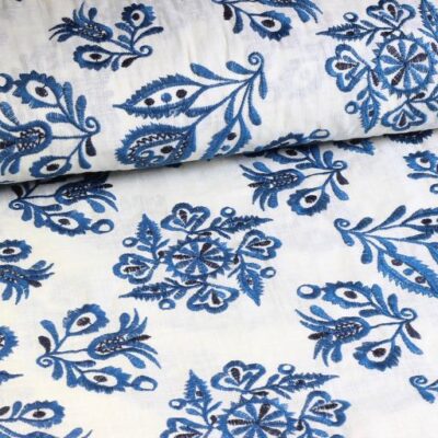 Baumwoll-Stickerei retro Blume blau