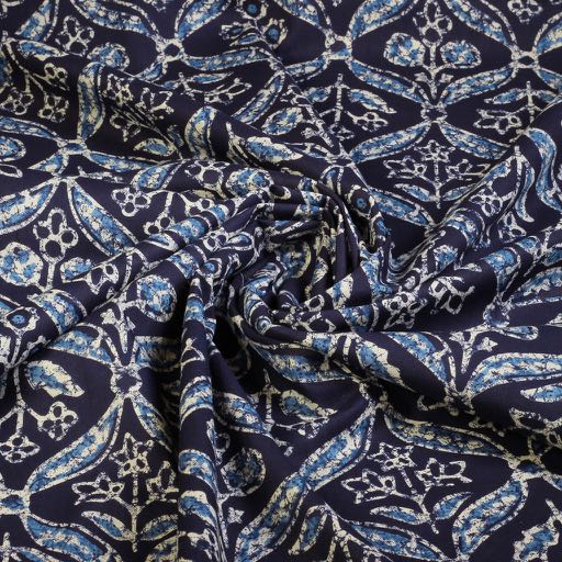 Baumwollvoile Batik Äste